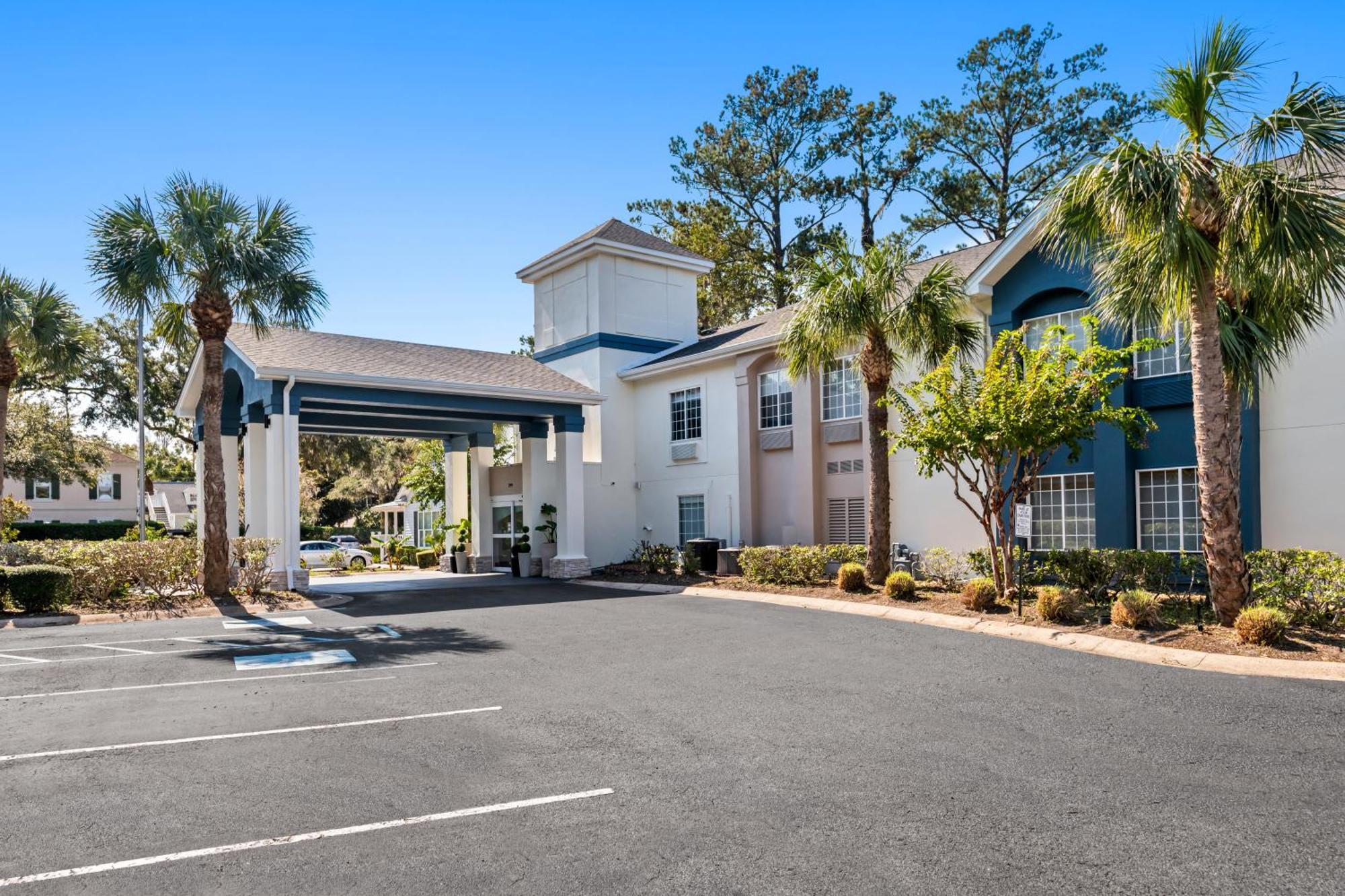 ฮอลิเดย์ อินน์ เอ็กซ์เพรส เซนต์ไซม่อน ไอแลนด์ St. Simons Island ภายนอก รูปภาพ
