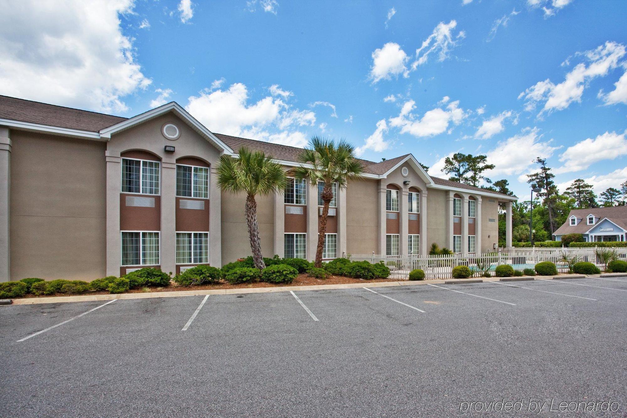 ฮอลิเดย์ อินน์ เอ็กซ์เพรส เซนต์ไซม่อน ไอแลนด์ St. Simons Island ภายนอก รูปภาพ